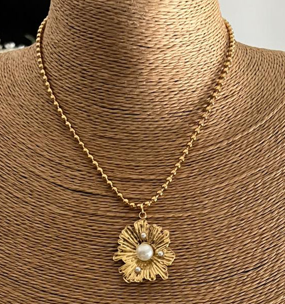 Collana Flower Pearl